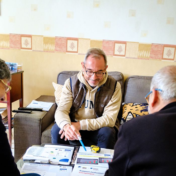 𝗿𝗲𝗻𝗱𝗲𝘇-𝘃𝗼𝘂𝘀 𝗮𝘃𝗲𝗰 𝘂𝗻 𝗰𝗼𝗻𝘀𝗲𝗶𝗹𝗹𝗲𝗿 𝗙𝗿𝗮𝗻𝗰𝗲 𝗥𝗲́𝗻𝗼𝘃'