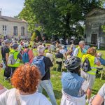 concert avec public devant chateau des granges