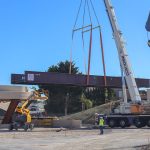 Pose des passerelles du PEM - grue et chantier